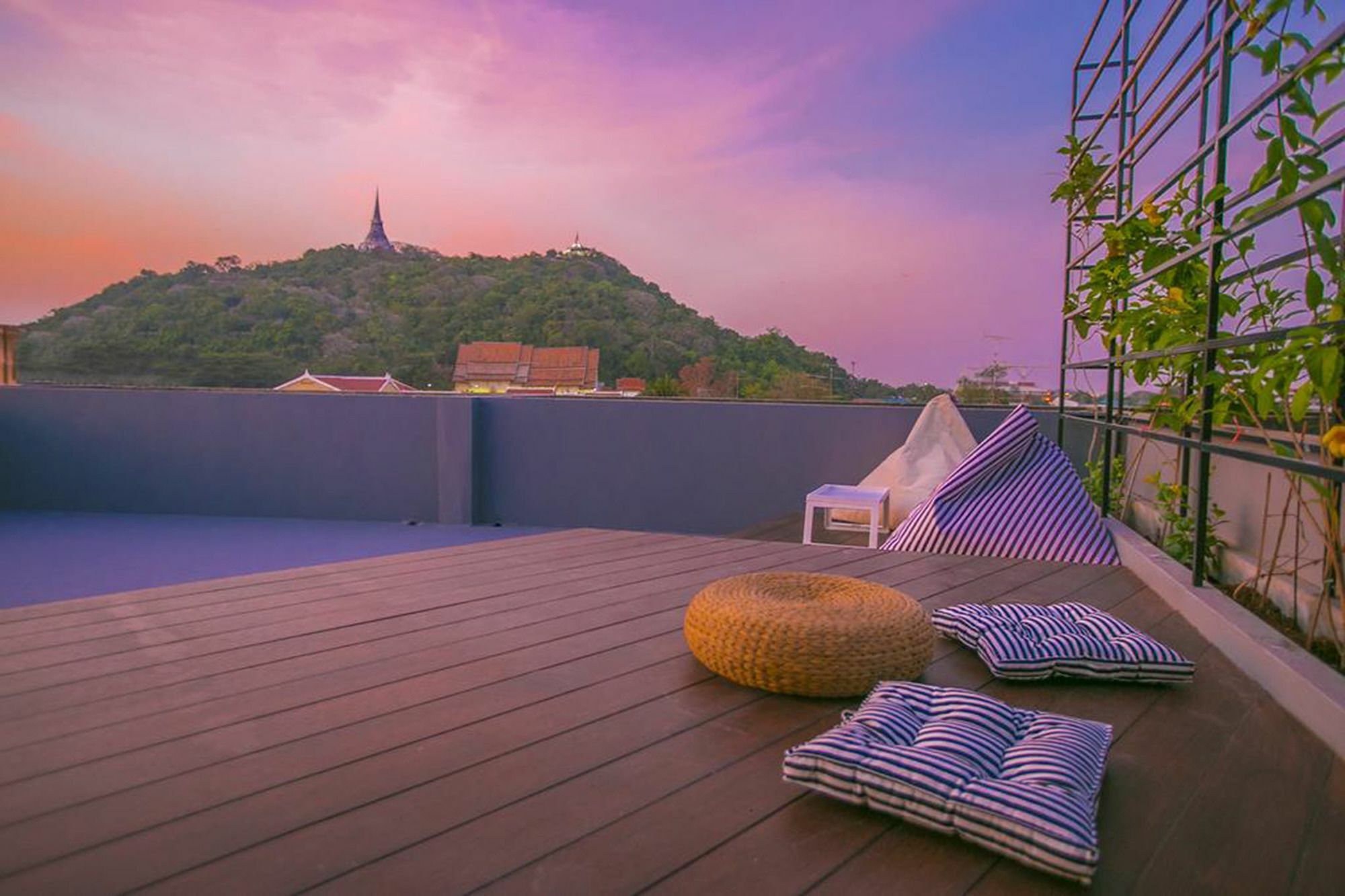 Chedi View Hostel Phetchaburi Luaran gambar