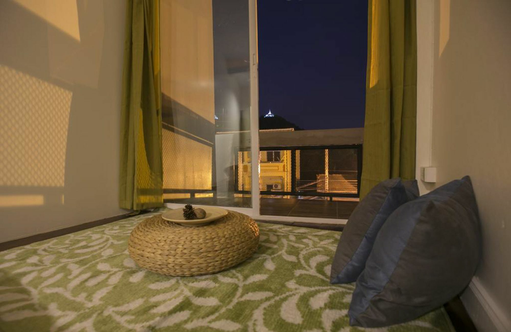 Chedi View Hostel Phetchaburi Luaran gambar